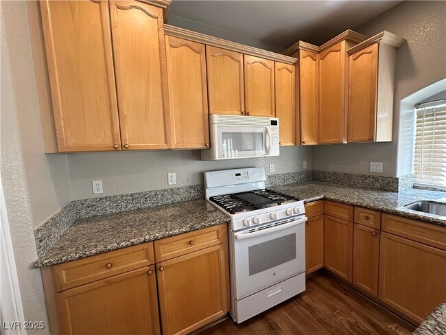 Building Photo - 11233 Playa Caribe Ave