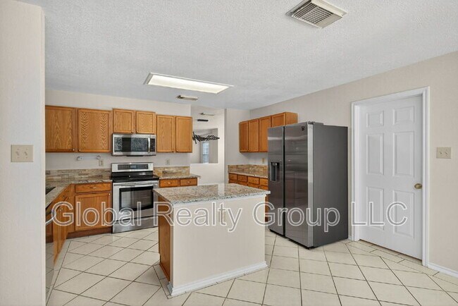 Building Photo - 3580 Olde Moss St