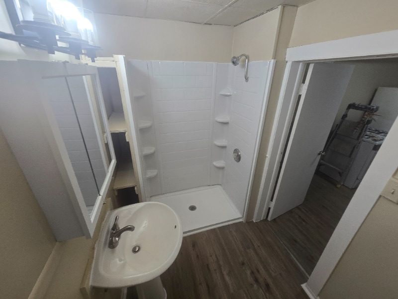 Building Photo - 1310 Home Pl