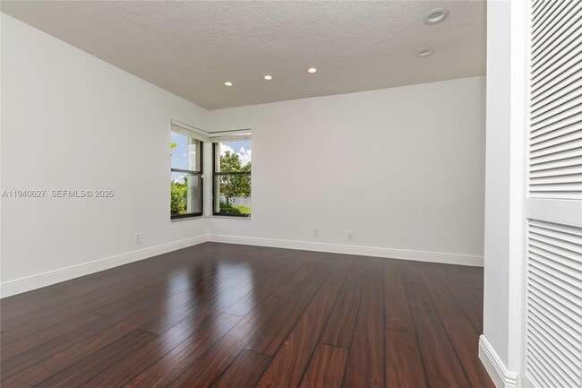 Building Photo - 1051 Woodfall Ct