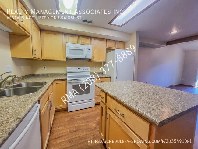 Building Photo - 6843 W Preece Ln