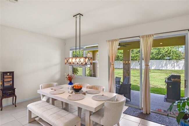 Building Photo - 6345 SW 88th Loop