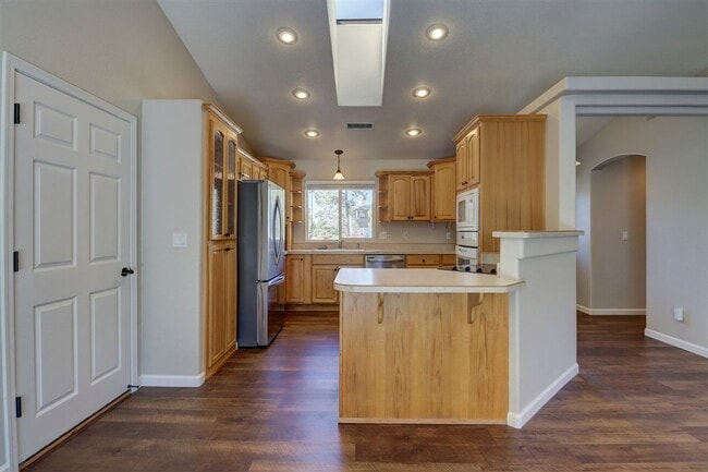 Building Photo - Immaculate 3 bedroom, 2 bath home in Prescott Heights