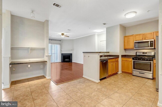 Building Photo - 5130 Brittney Elyse Cir