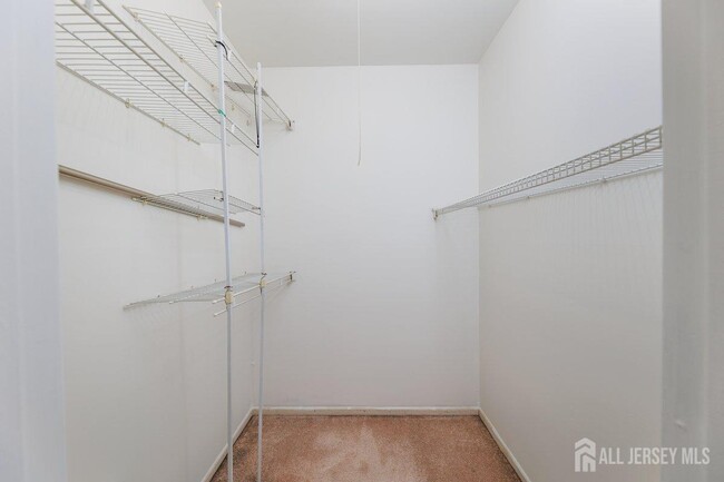 Building Photo - 104 Maple Hill Dr