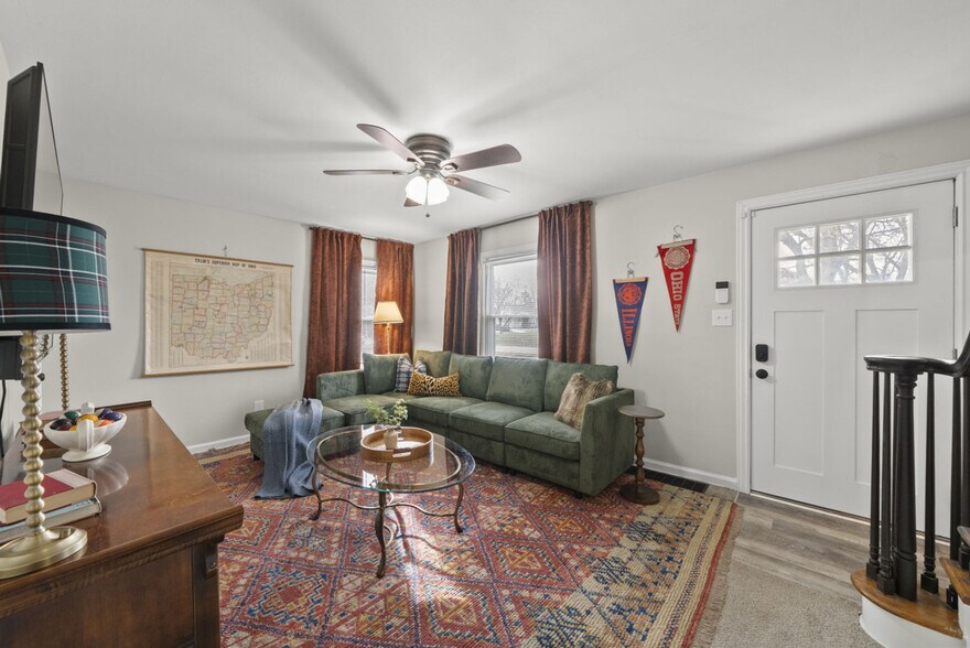 Building Photo - 1710 Hess Blvd