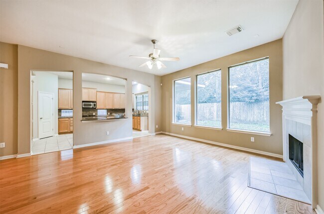 Building Photo - 21315 Pennshore Ln