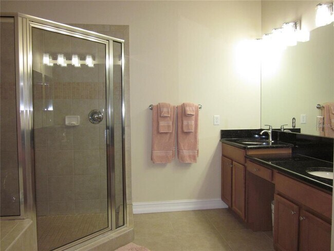 Building Photo - 4015 Courtside Way