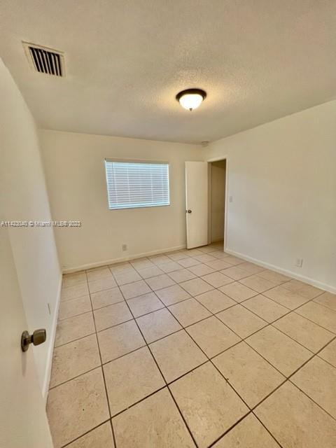 Building Photo - 5180 SW 43rd Terrace