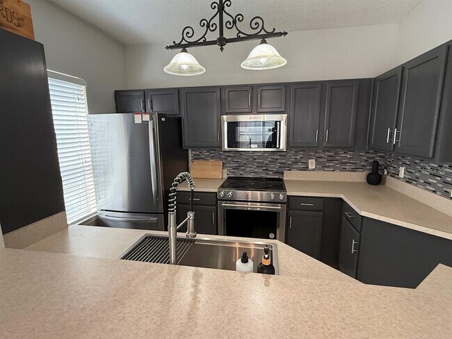 Building Photo - 4817 Cypress Woods Dr
