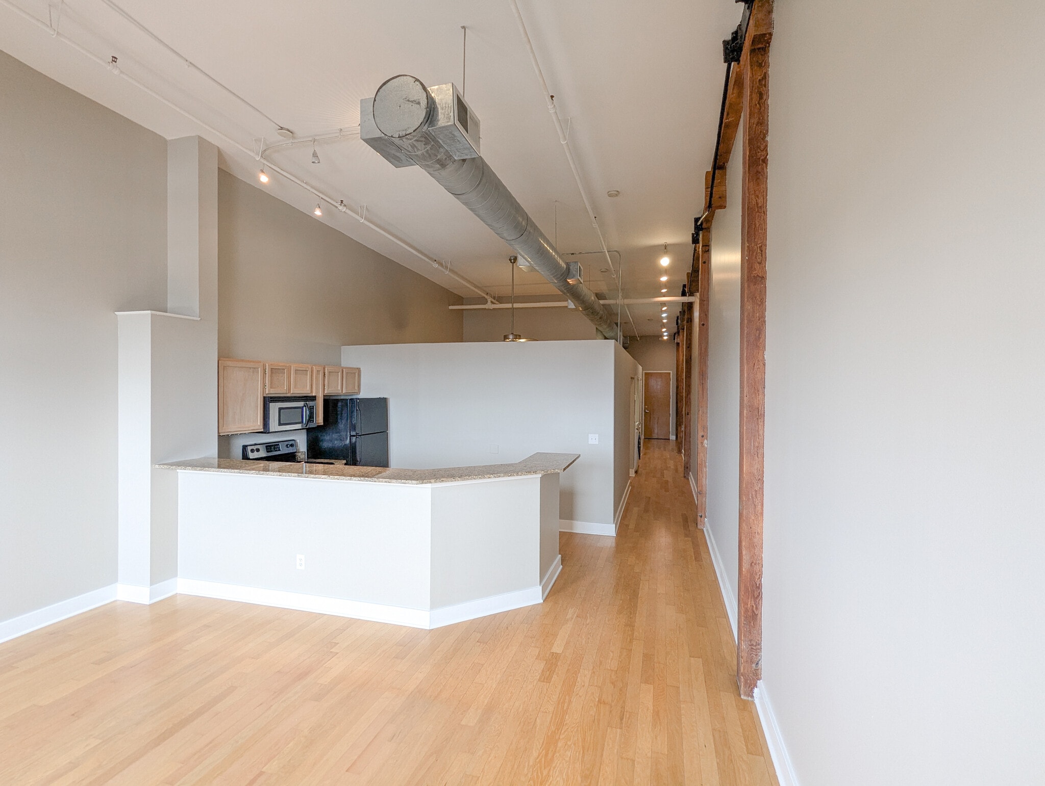 Kitchen/Entry Hall - 200 Main St