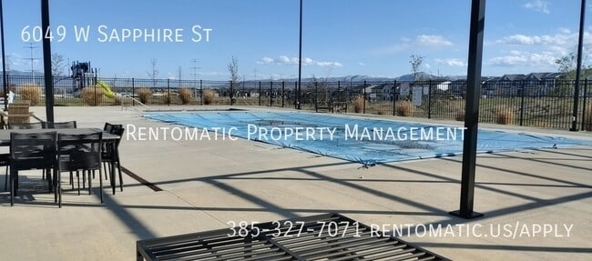 Building Photo - 6049 W Sapphire St