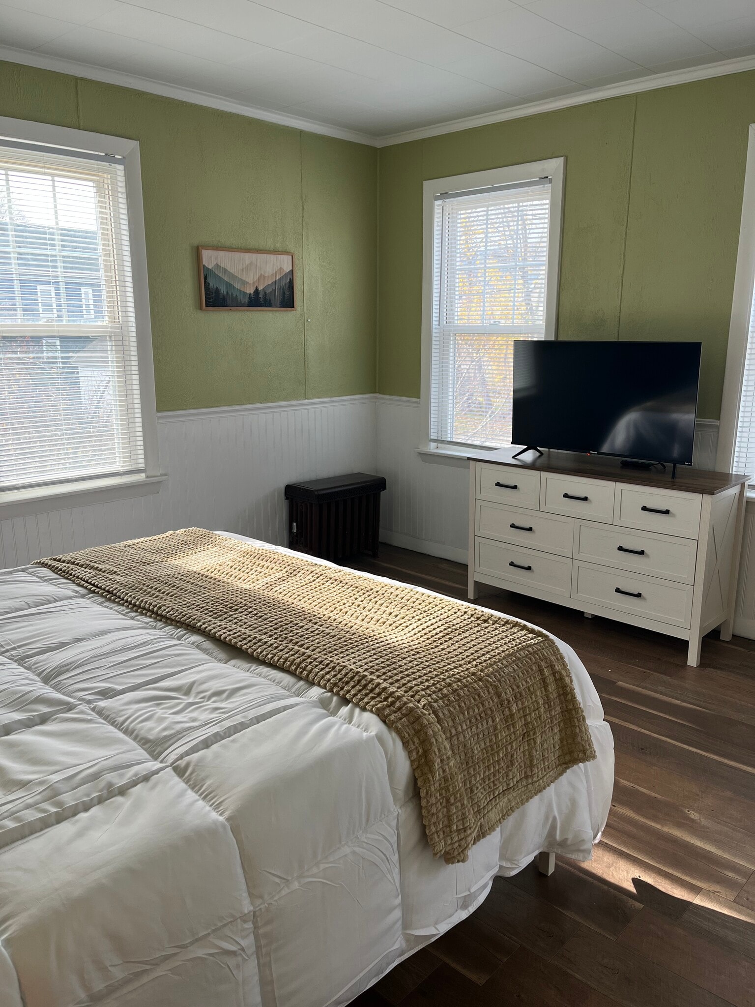 Building Photo - 3 Hayer St