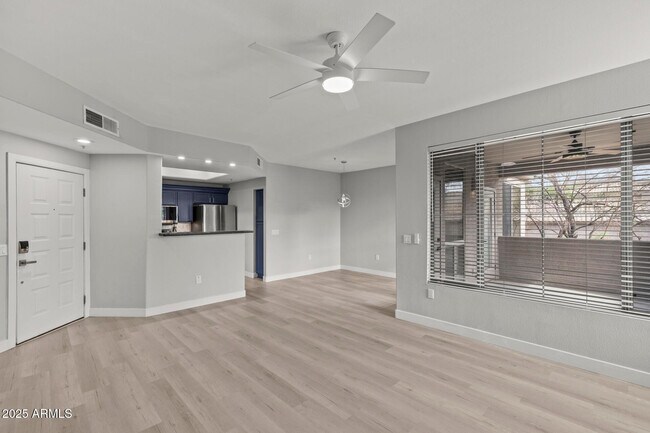 Building Photo - 11680 E Sahuaro Dr