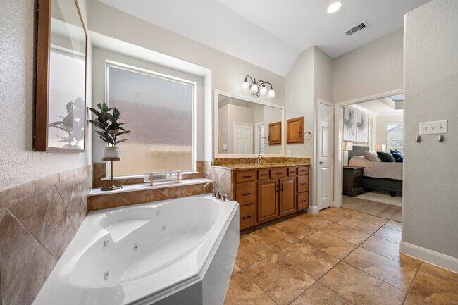 Building Photo - 1319 Allison Meadows Court