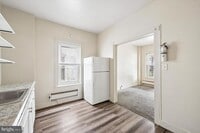 Building Photo - 13 E 21st St
