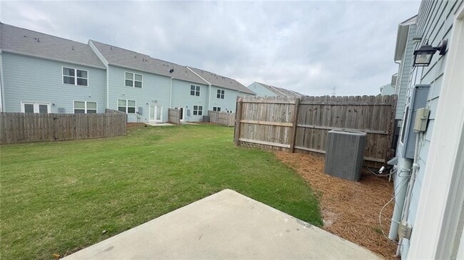 Building Photo - 204 Fenchurch Wy