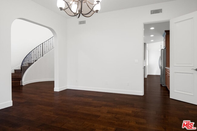 Building Photo - 18326 Columbus Cir