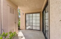 Building Photo - 1046 Calle Del Cerro