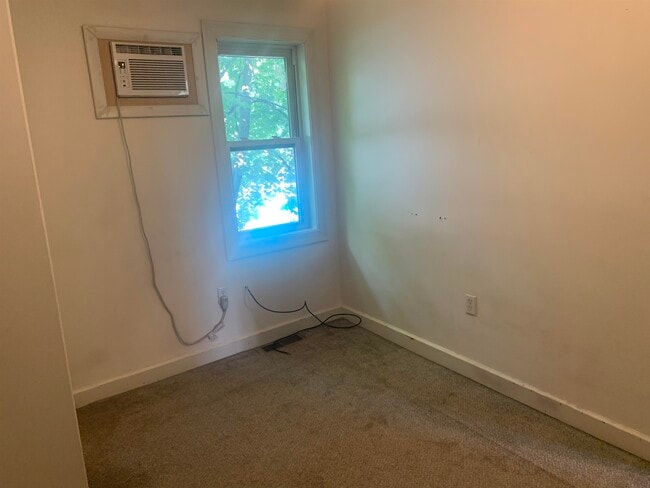 Building Photo - 14 Preble St