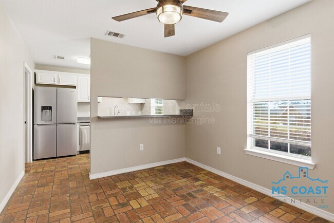 Building Photo - 14971 Camp Ln