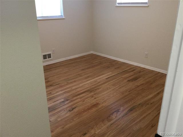 Building Photo - 1884 S Reed Ct