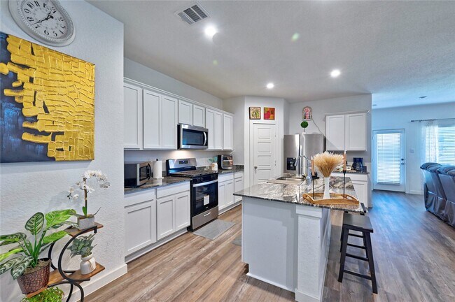 Building Photo - 8522 Kokernot Ln