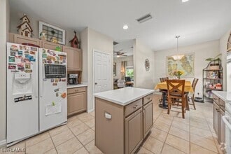 Building Photo - 9379 Gladiolus Preserve Cir