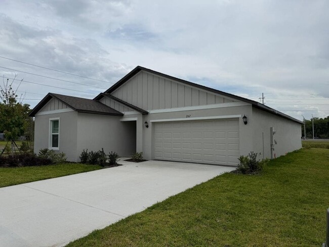 Building Photo - 2167 Lone Oak Ln