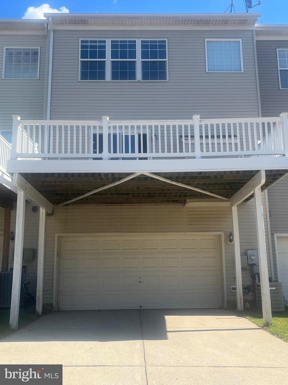 Building Photo - 44259 Huron Terrace