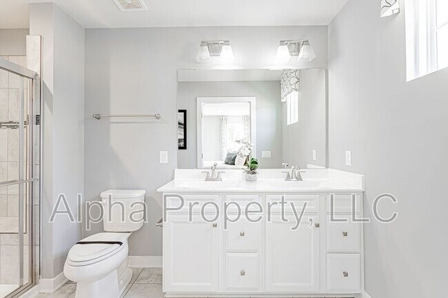 Building Photo - 505 Olivia Springs Dr