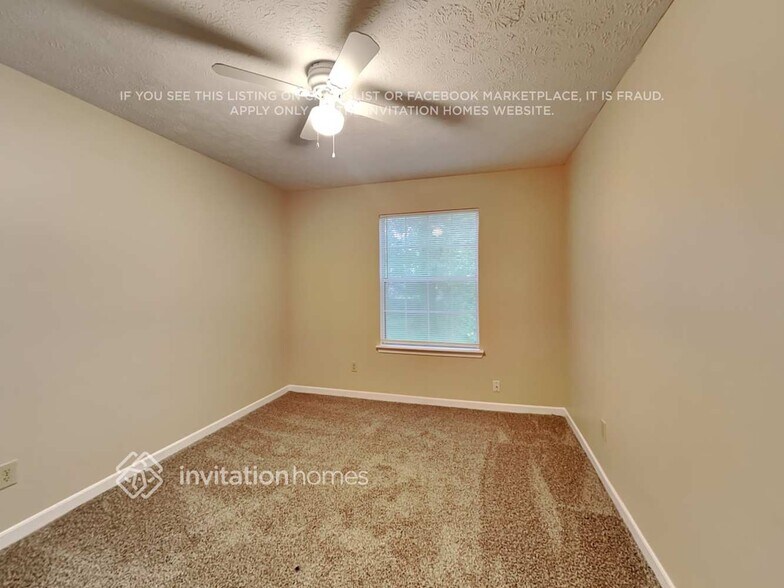 Building Photo - 245 Gemstone Pl