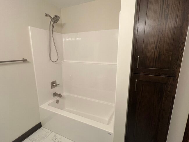 Building Photo - 2652 Century Pine Ln NE