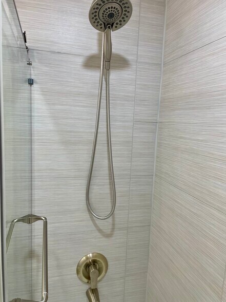 Bathroom 2 - 2742 Meadow Lark Dr