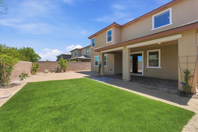 Building Photo - 808 Elmstone Pl