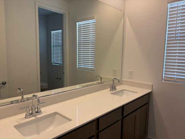 Building Photo - 12011 Calle de Pompas W