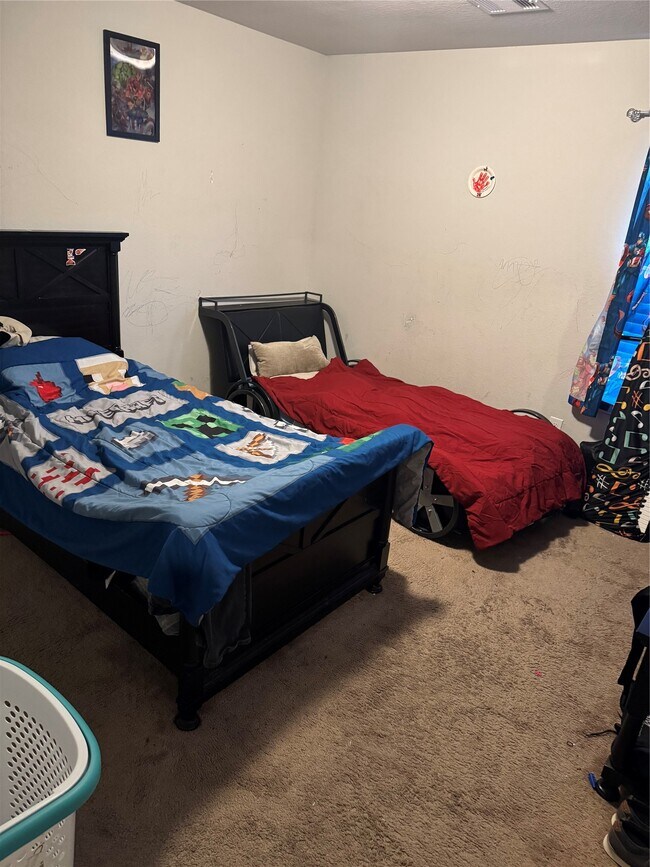 Building Photo - 8814 Alpine Wood Wy