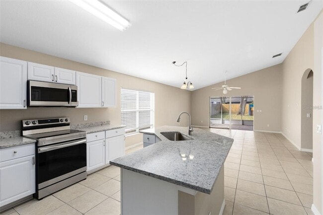Building Photo - 3010 Buck Hill Pl