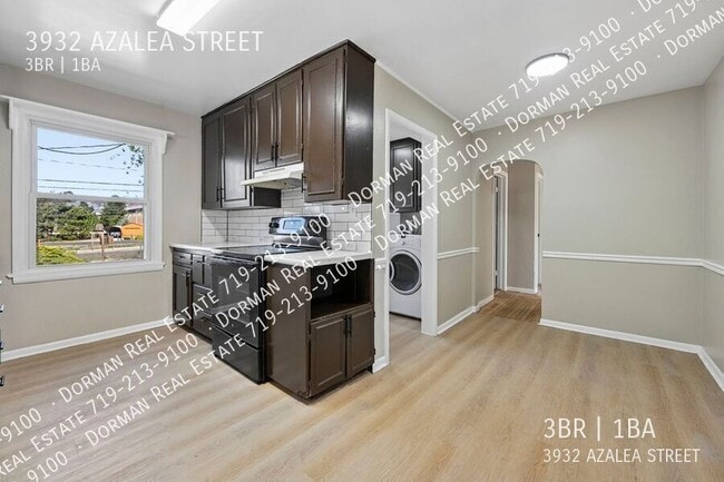 Building Photo - 3932 Azalea St