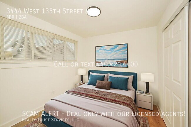 Building Photo - 3444 W 135th St