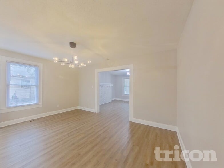 Building Photo - 1511 N Davidson St