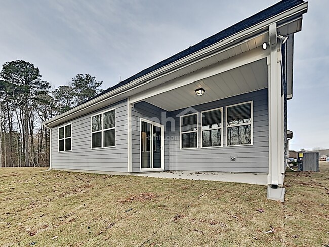 Building Photo - 3079 Day Flower Dr