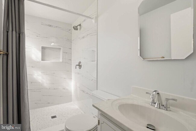 Building Photo - 7897 Pavilion Dr