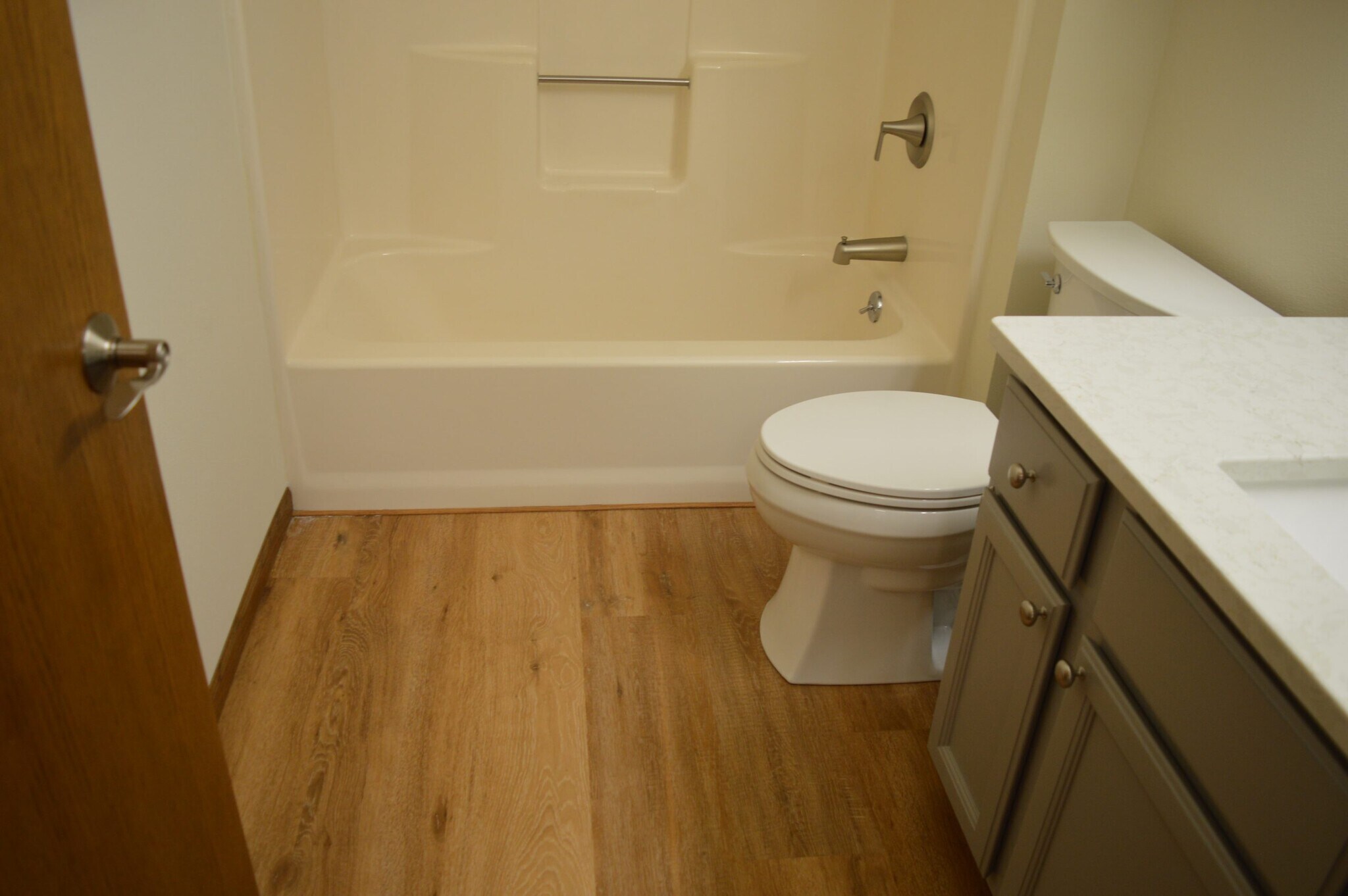 Building Photo - 2668 Mutchler Rd