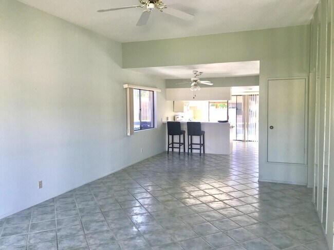 Building Photo - 2273 Los Patos Dr