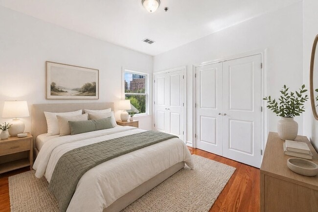 Building Photo - 239 Baldwin Ave