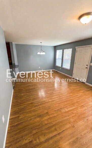 Building Photo - 2167 Edmund Ave