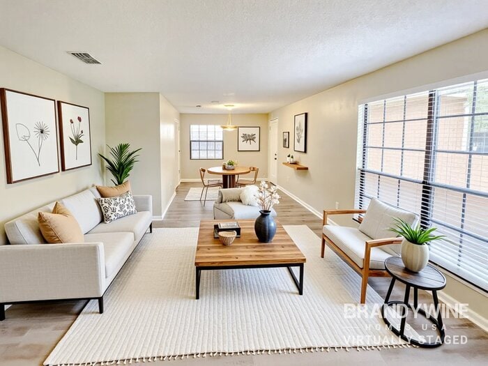 Building Photo - 553 Edward Rutledge St