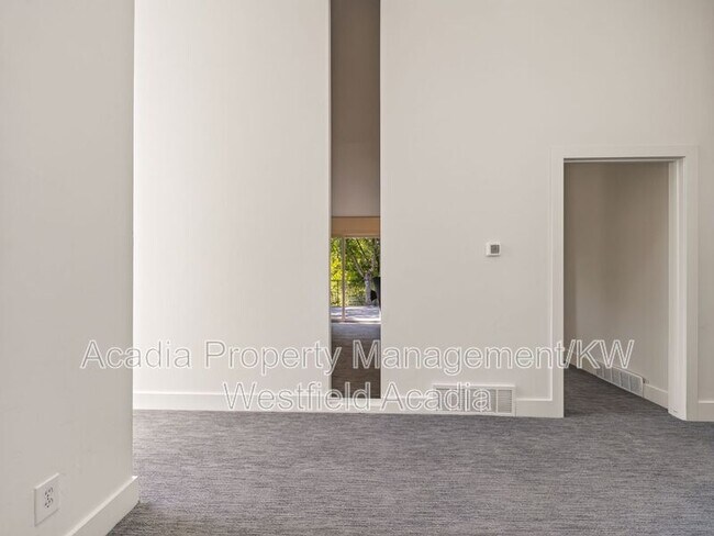 Building Photo - 11107 Gambel Oak Cir