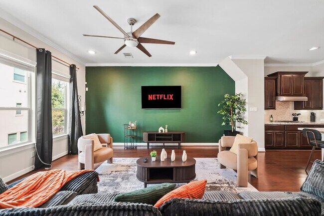 Building Photo - 10605 Enclave Springs Ct